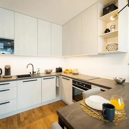 Citygate Sunset Balcony *