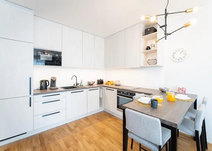 Citygate Sunset Balcony *